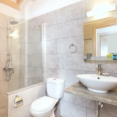 Pietra E Mare سكالا بوتامياس